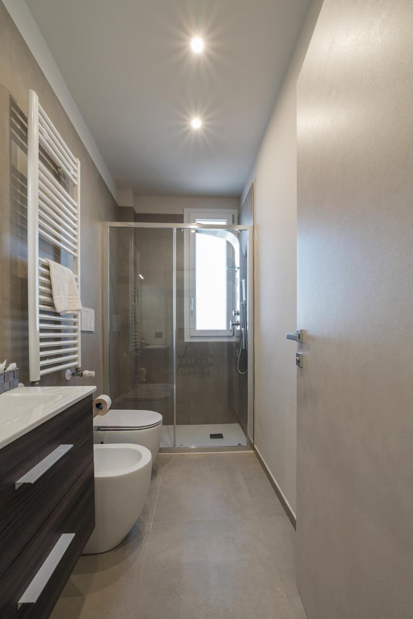 Residence Goldoni6 Suite Apartment Римини Экстерьер фото