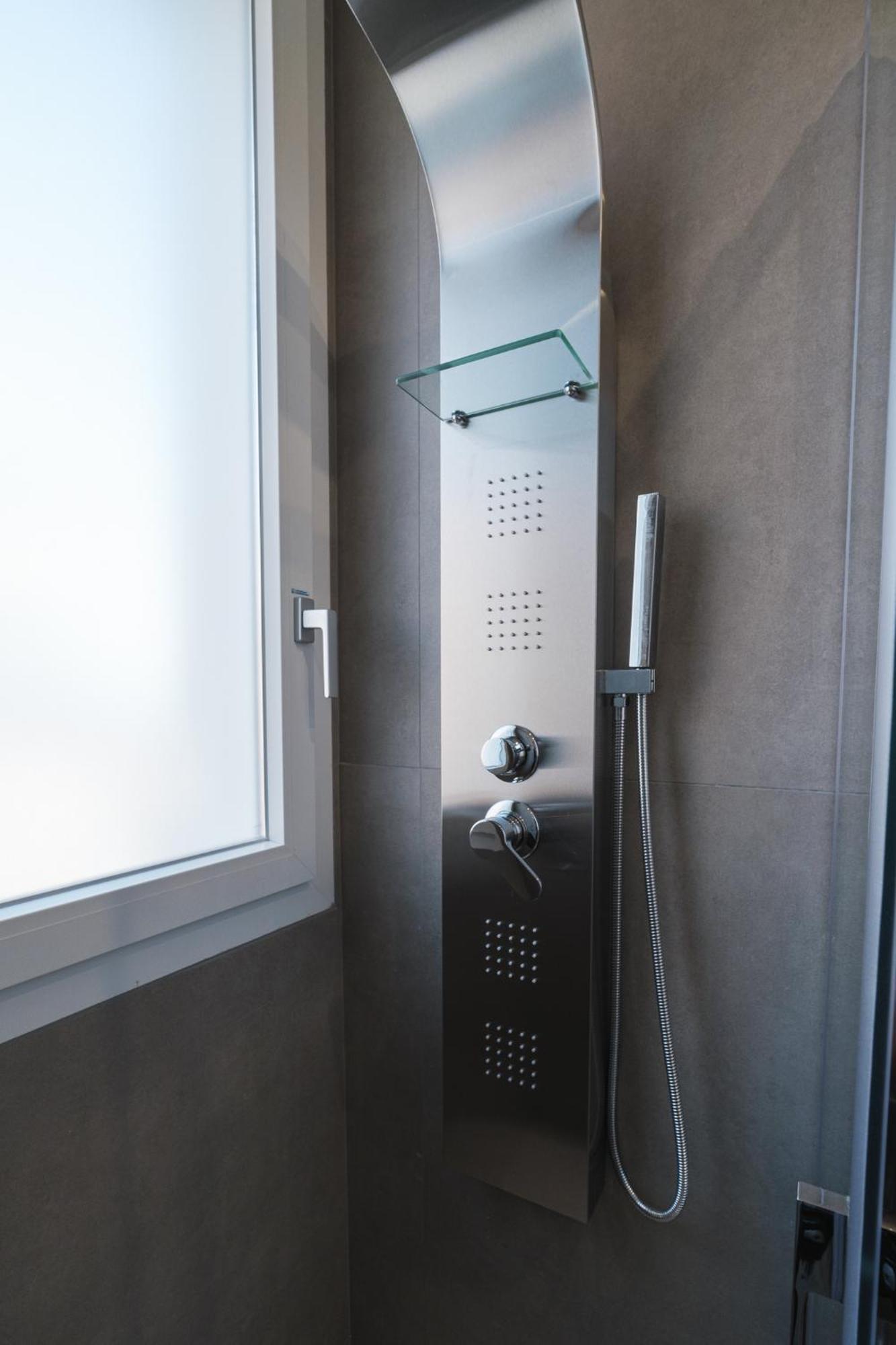 Residence Goldoni6 Suite Apartment Римини Экстерьер фото