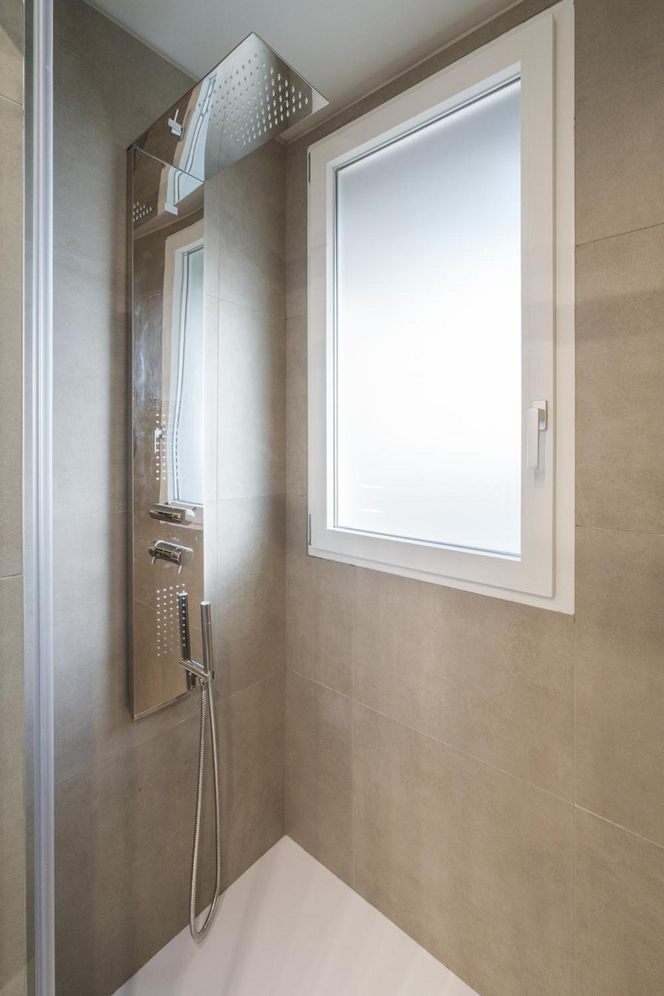 Residence Goldoni6 Suite Apartment Римини Экстерьер фото
